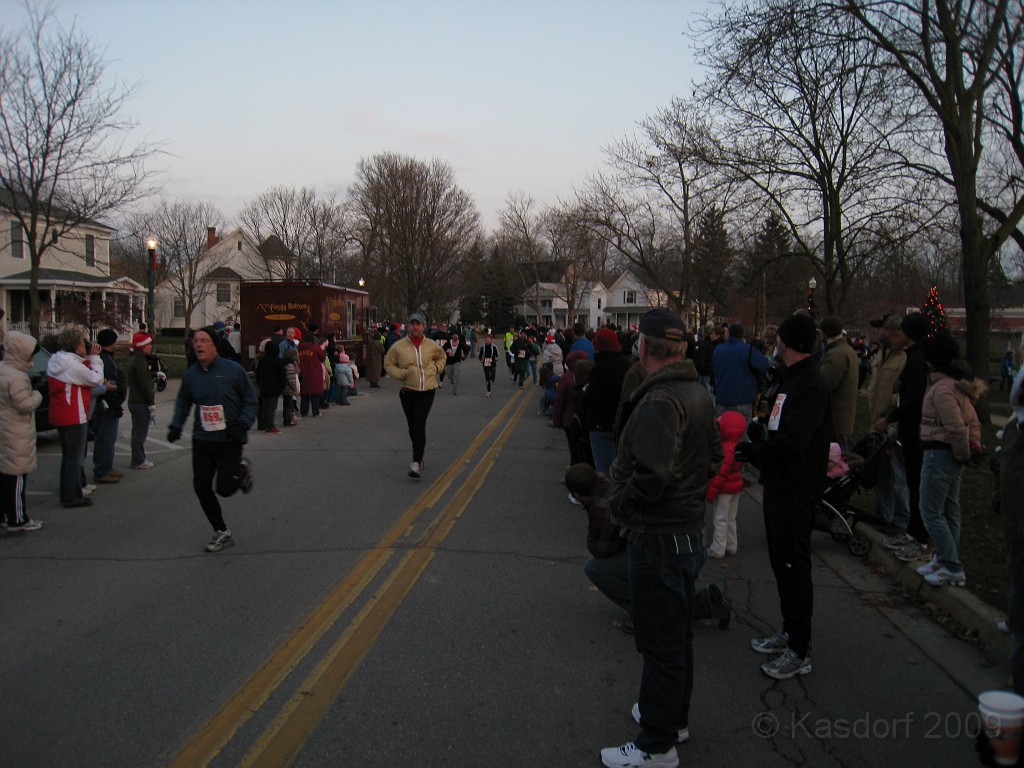 Holiday Hustle 5K 2009 505.jpg - The 2009 running of the Holiday Hustle 5K put on by Running Fit in Dexter Michigan on a sunny but 28 degree on December 5, 2009.
